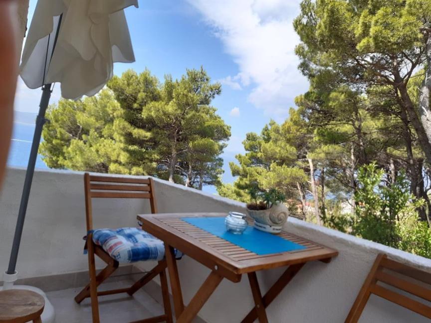 Peace And Quiet Apartment In Brela, Croatia エクステリア 写真